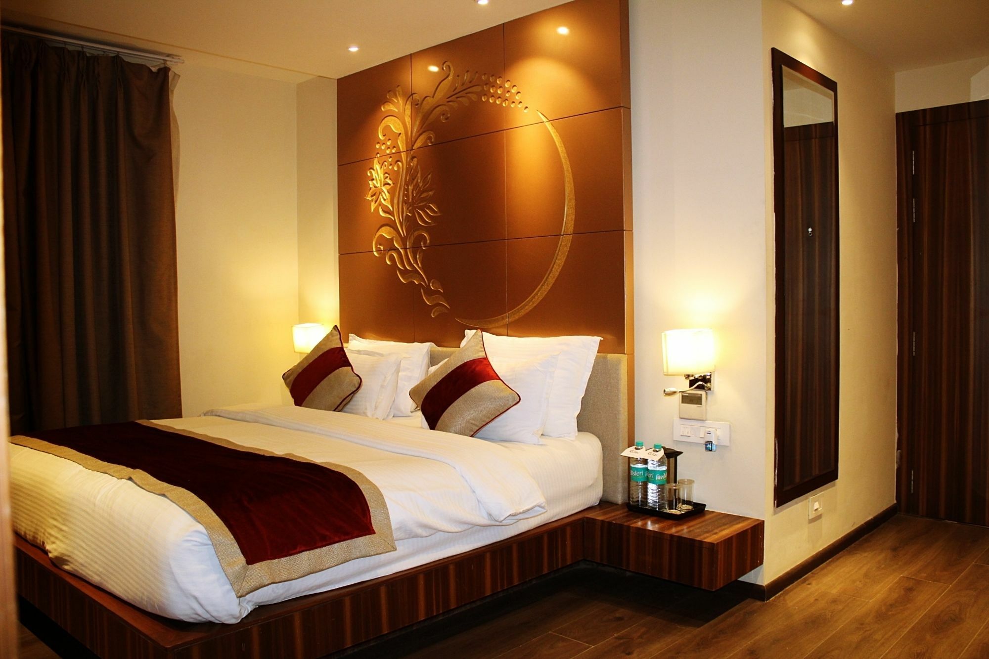 Hotel Lilac Кота Экстерьер фото